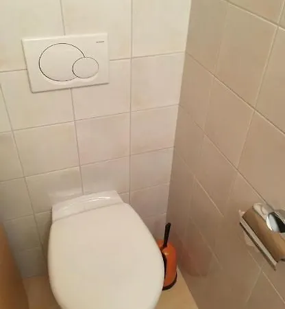 アパート With Garden Daltons 1 *