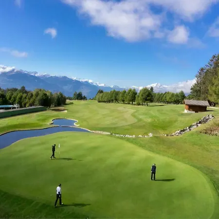 With Garden Daltons 1 Daire Crans-Montana