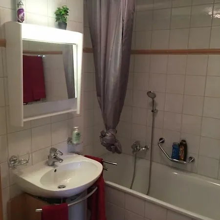 Daire With Garden Daltons 1 *