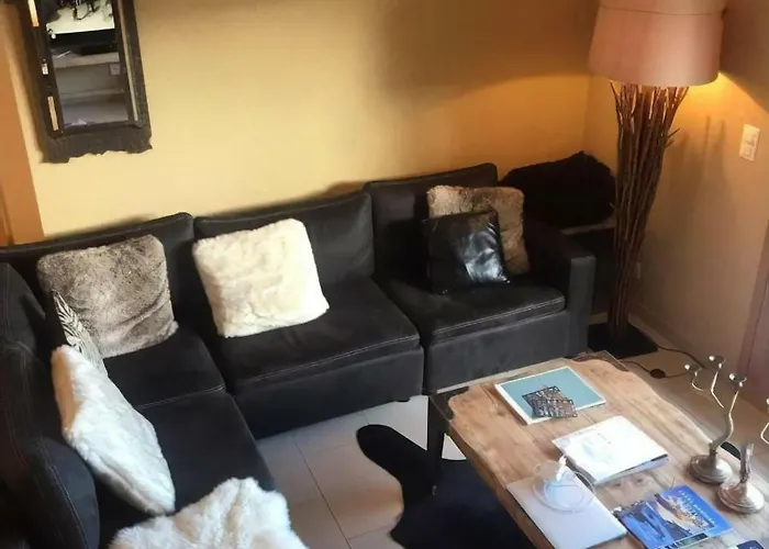 With Garden Daltons 1 Crans-Montana