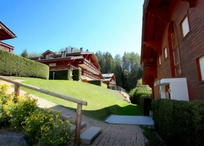 With Garden Daltons 1 *